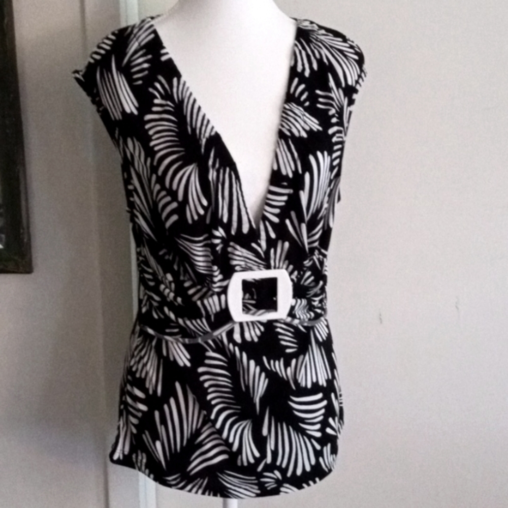 Candies blouse. XL